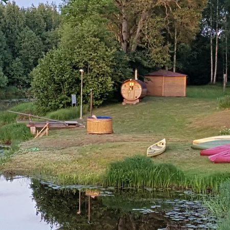 Hotel Soomaa Water Camp Jõesuu Exteriér fotografie